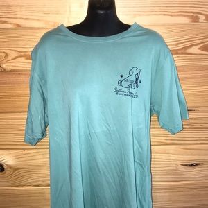 Size M southern puppy life collection tee